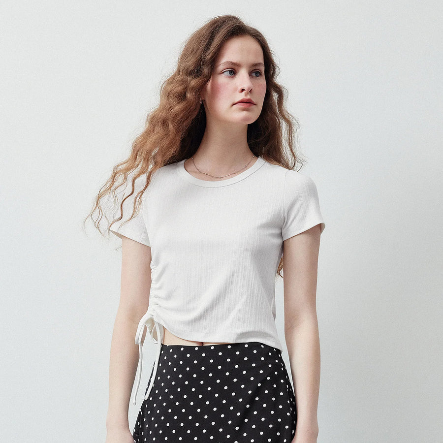 Camiseta Feminina Listrada Texturizada com Franzidos