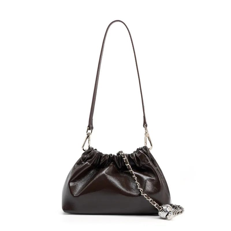 Bolsa Feminina Pequena em Couro Legítimo com Corrente para Ombro
