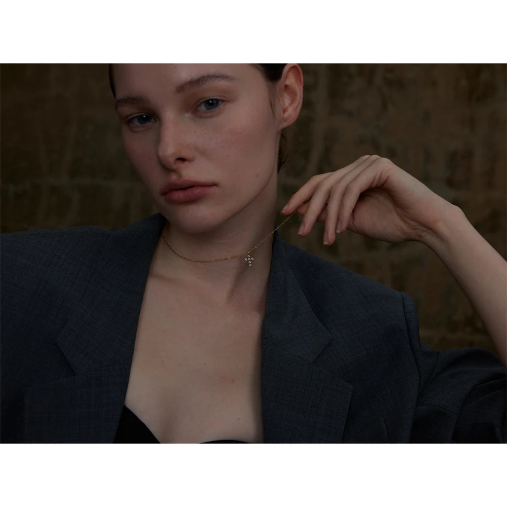 Colar Feminino Cruz com Zircônia em Aço Inoxidável 6