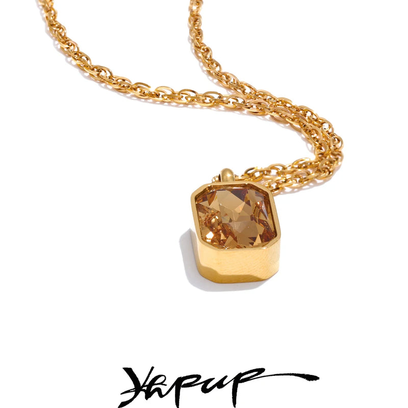 Colar Feminino Quadrado com Zircônia em Aço Inoxidável 4