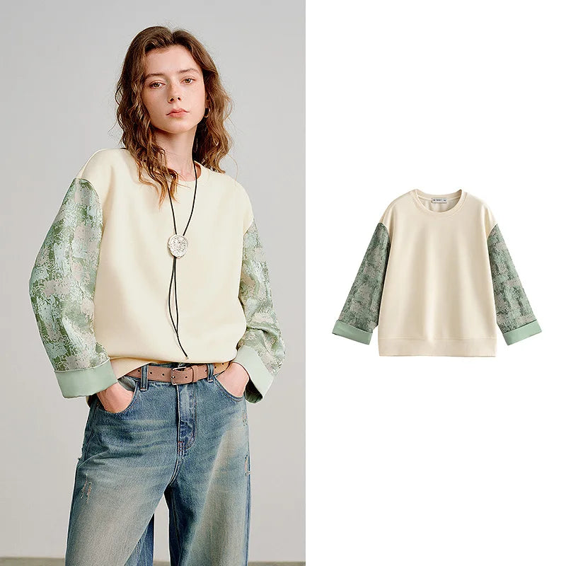 Moletom Feminino Efeito Duas Peças com Recortes Jacquard