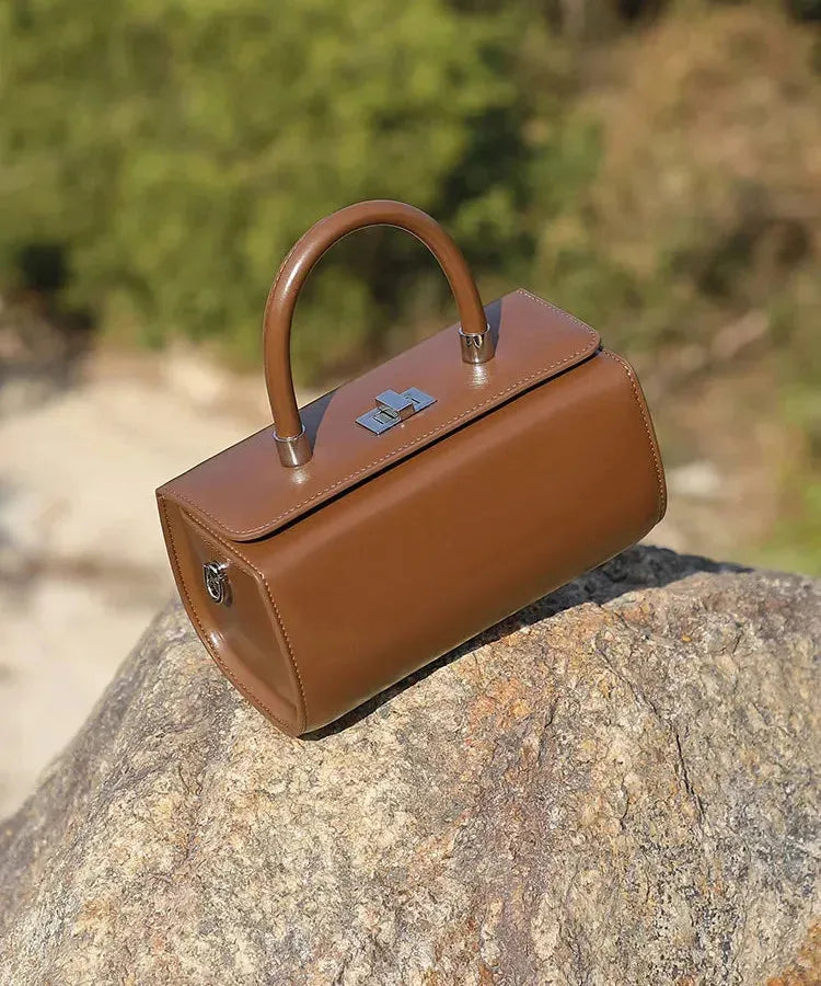 Bolsa Feminina de Couro Legítimo Mini Vintage com Fechamento em Hasp Branco