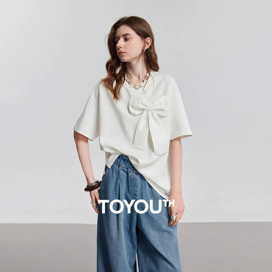 Camiseta Feminina Oversized com Laço e Gola Redonda