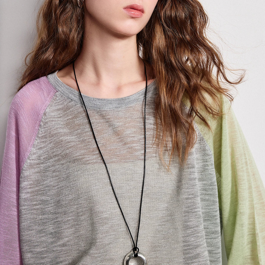 Blusa de Tricô em Linho com Barra Assimétrica
