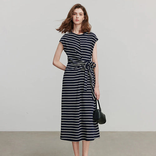 Vestido Midi Listrado de Malha Manga Curta