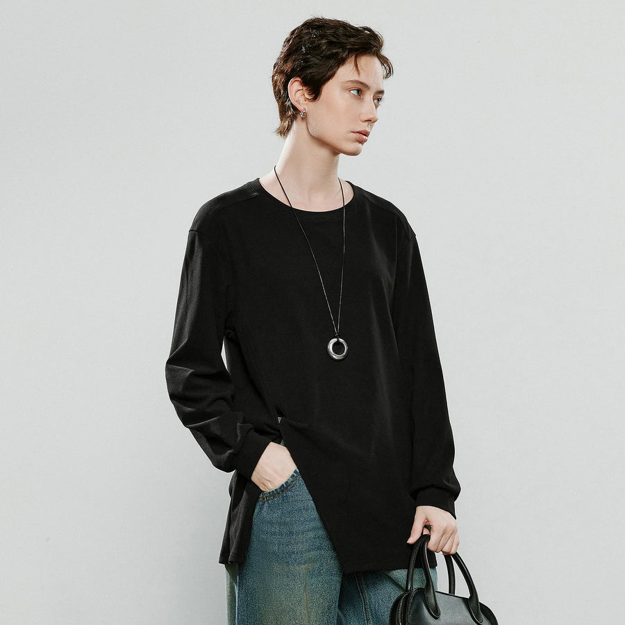 Blusa Feminina Assimétrica de Fleece com Fenda Lateral