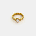 Anel Oval com Madrepérola e Banho Ouro 18K