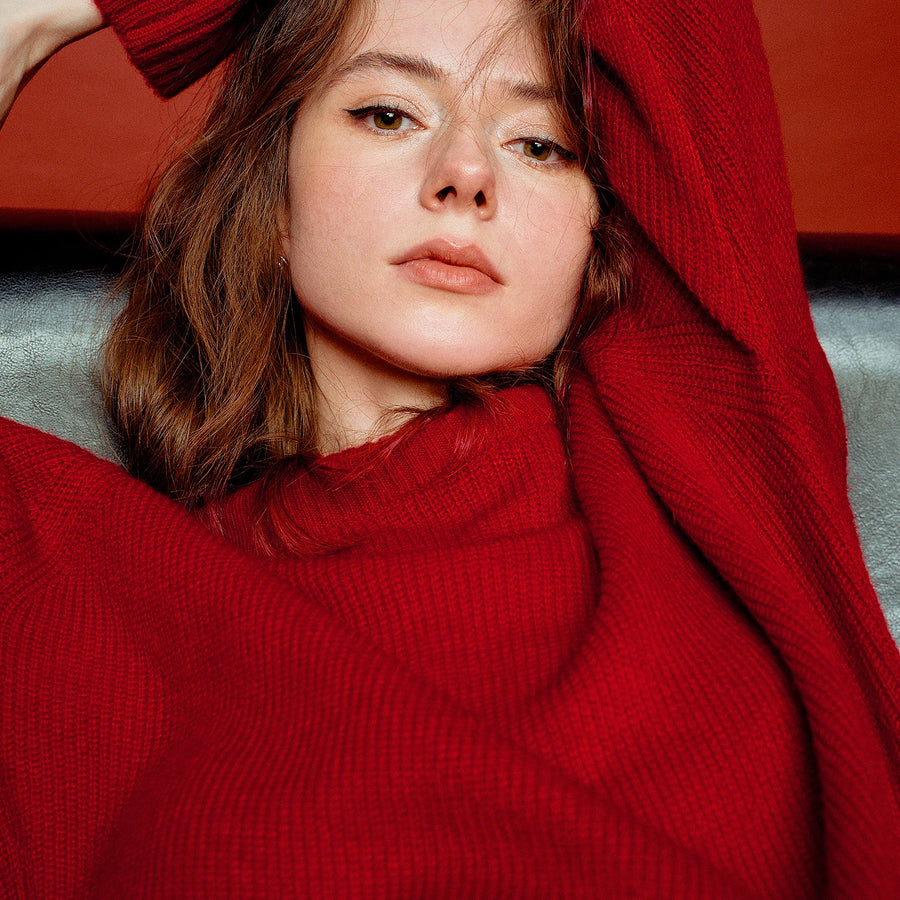 Suéter Vermelho Ombro a Ombro com Toque Mohair
