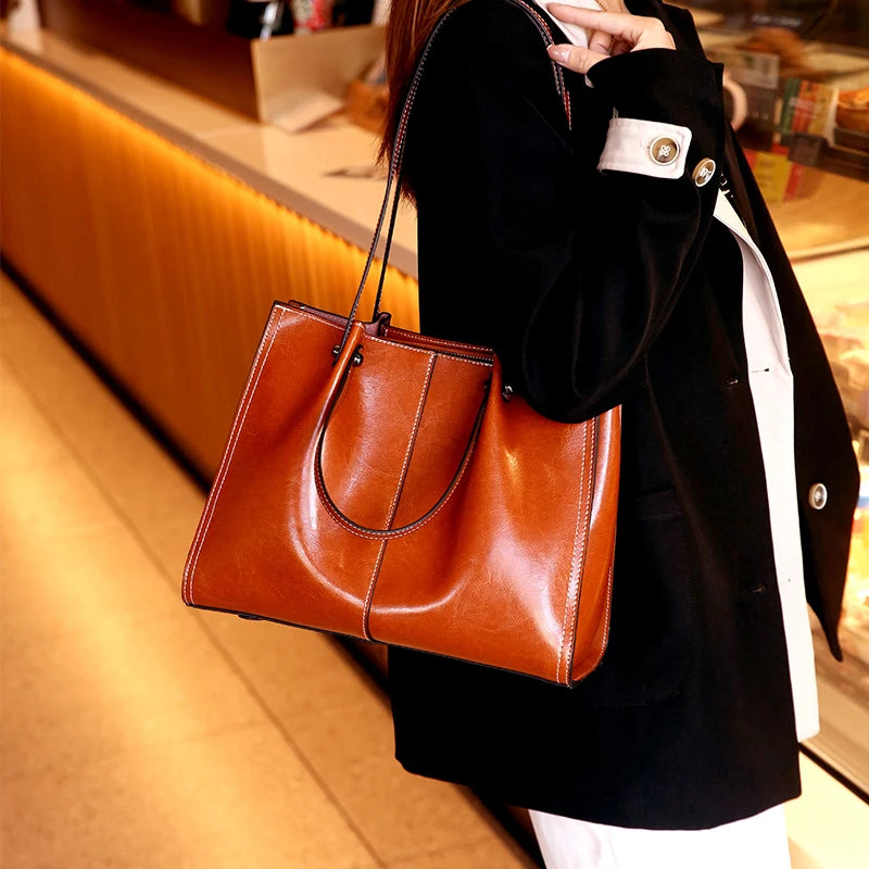 Bolsa de Ombro Feminina em Couro Legítimo Vintage com Grande Capacidade