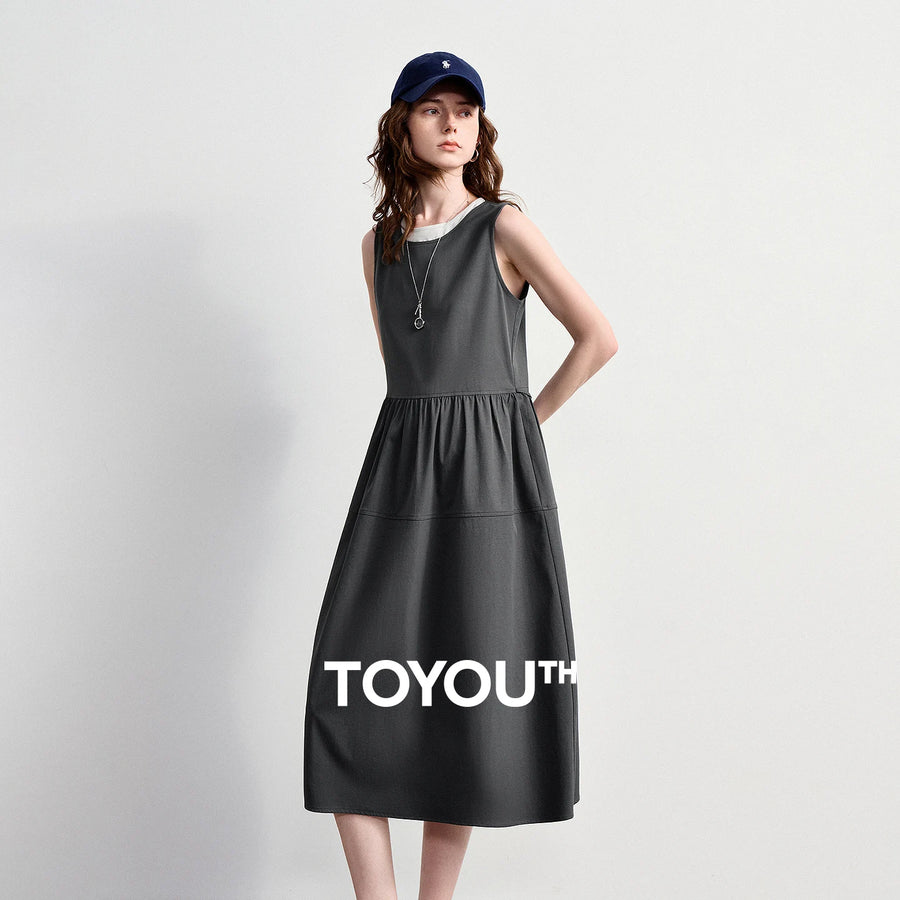 Vestido Midi Sem Manga com Recortes