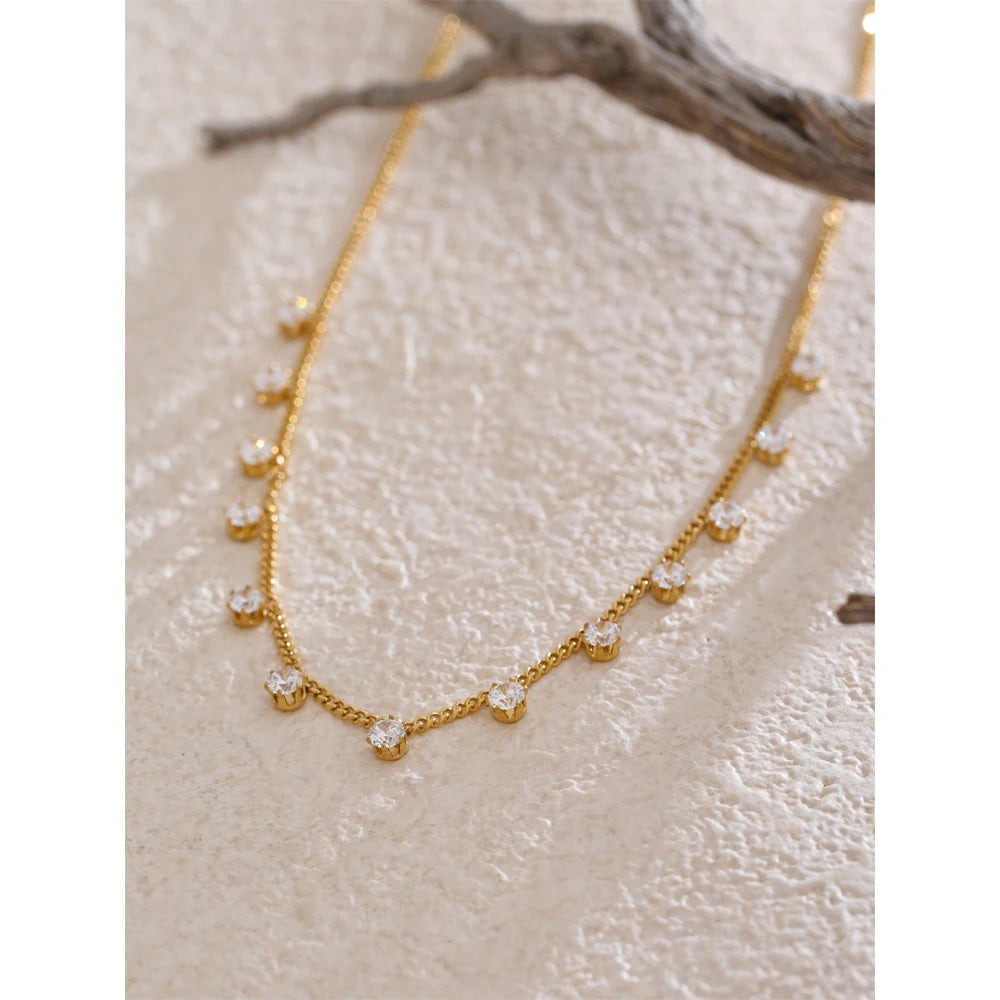 Colar Feminino Gota com Zircônia em Aço Inoxidável 8