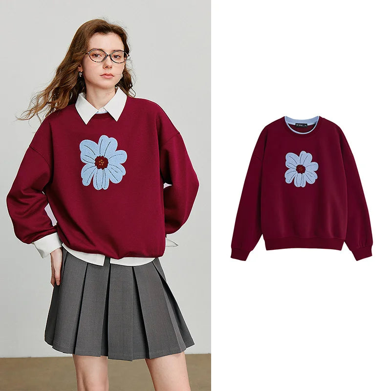 Moletom Feminino com Flor de Veludo Bordada