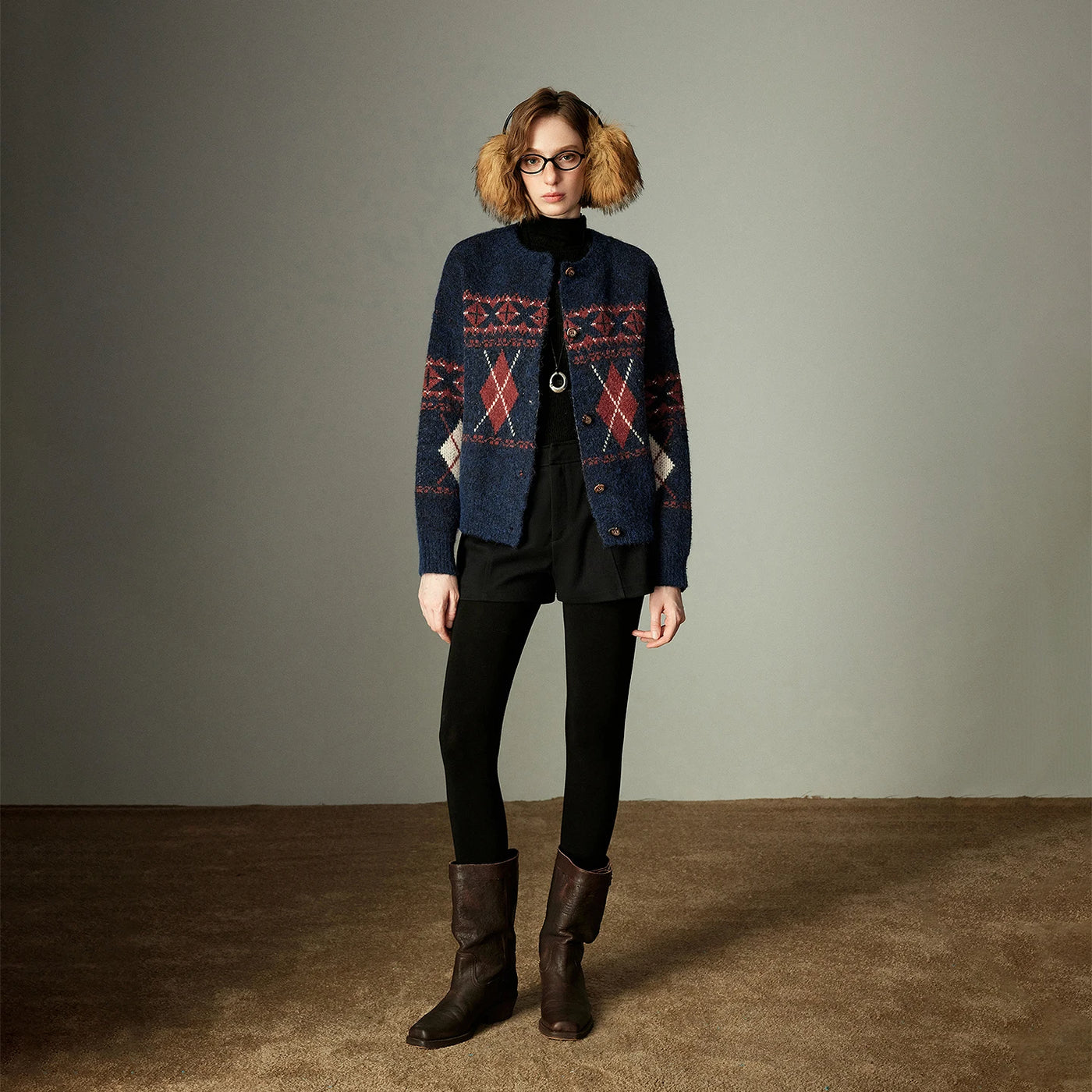 Suéter Feminino de Tricô Jacquard Nórdico com Gola Redonda