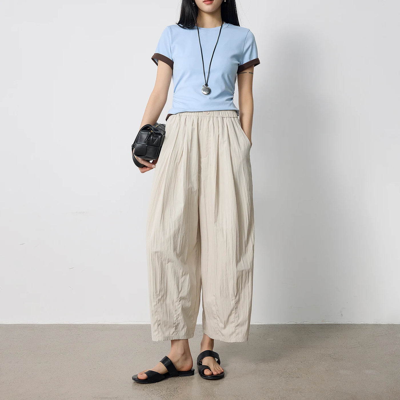 Calça Wide Leg Feminina Texturizada com Cós Elástico