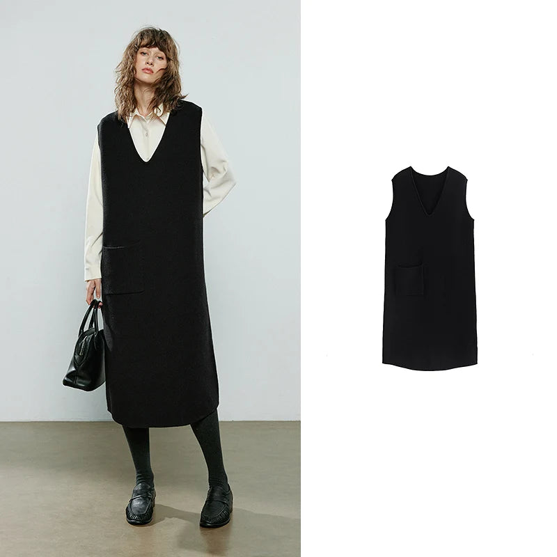 Vestido Colete Preto de Malha com Decote V e Bolsos black