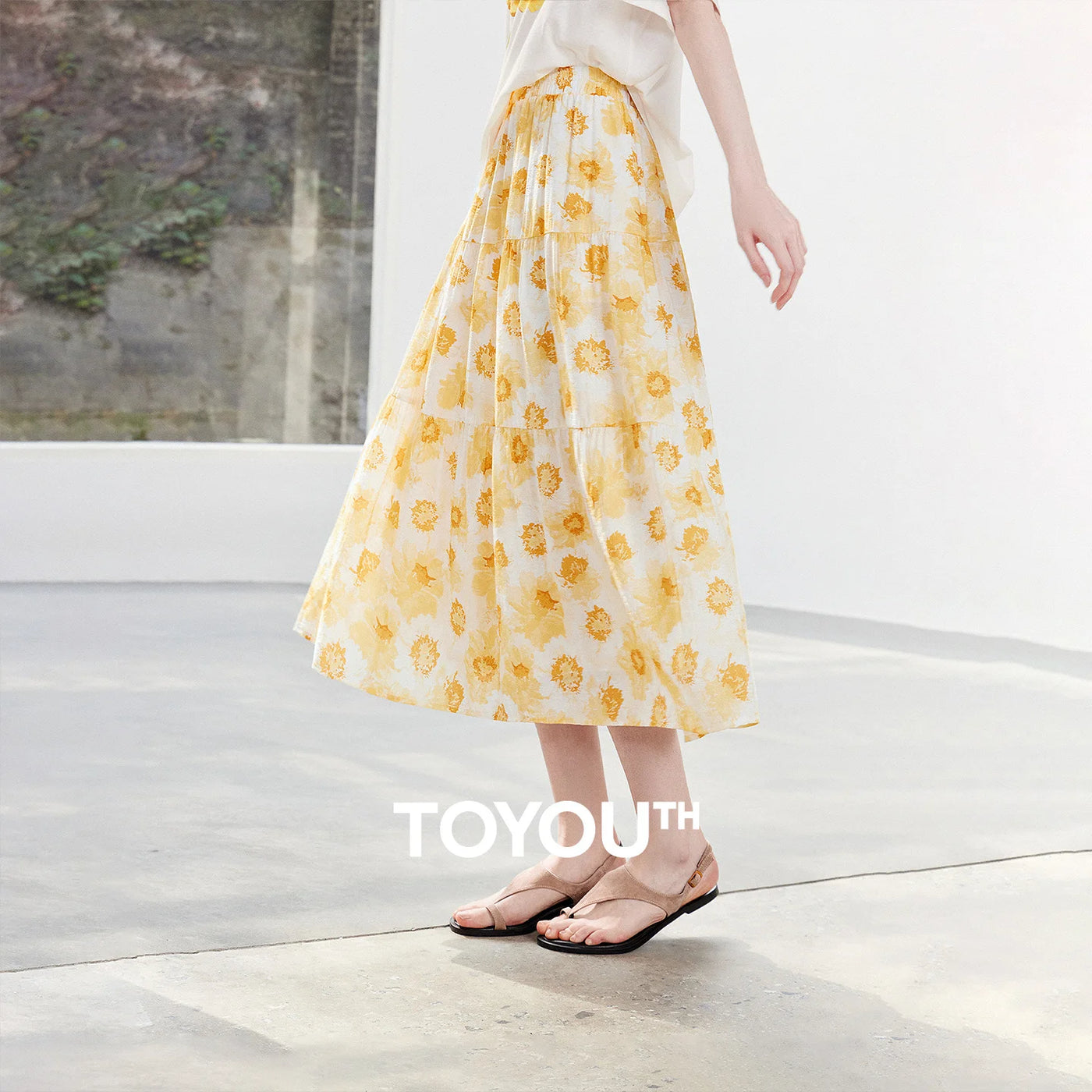 Saia Midi Feminina Floral Evasê