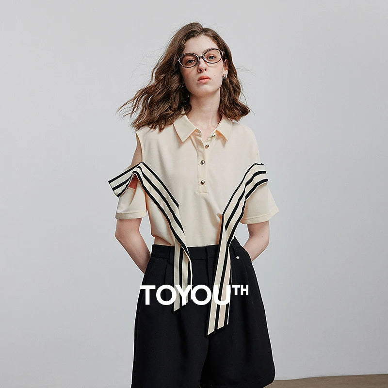 Camiseta Feminina Casual com Gola Polo e Caimento Solto