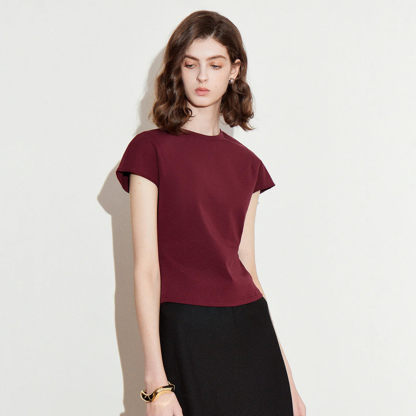 Camiseta Feminina Cropped de Liocel e Algodão Slim