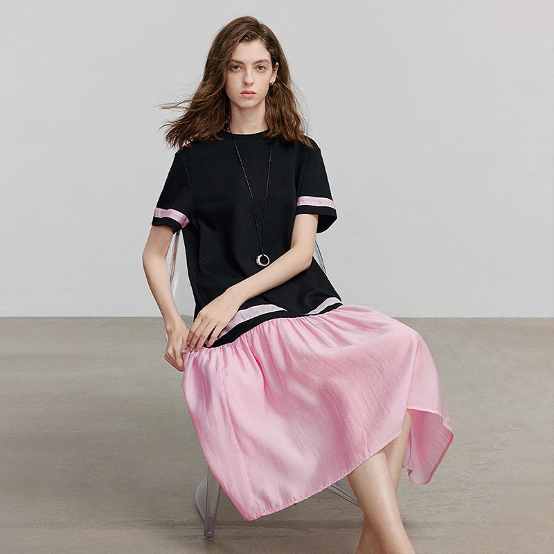 Vestido Midi Bicolor com Manga Curta e Caimento Solto