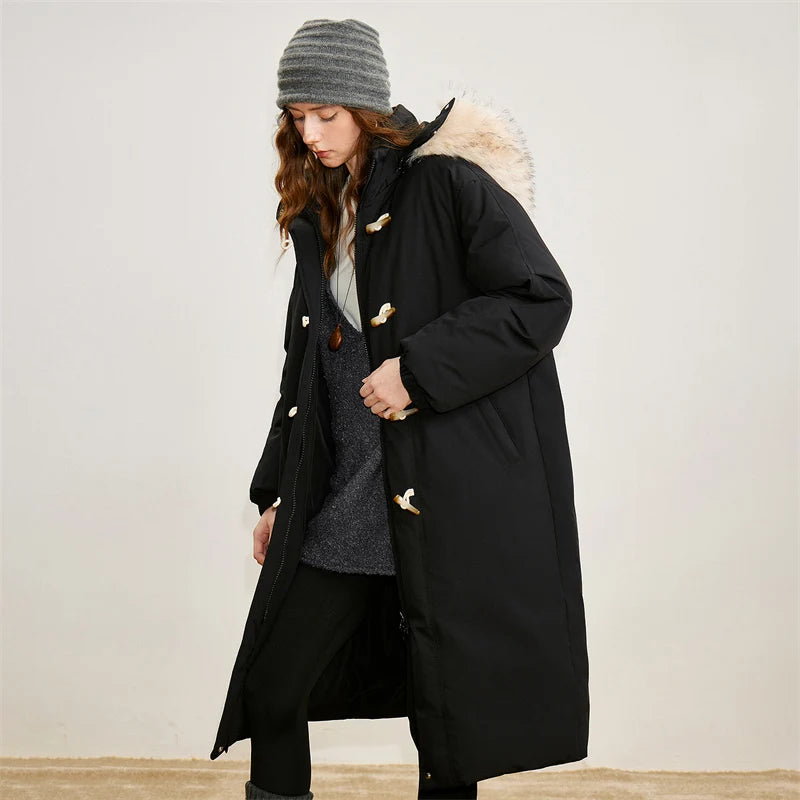Casaco Puffer Feminino Longo com Capuz e Fecho de Chifre