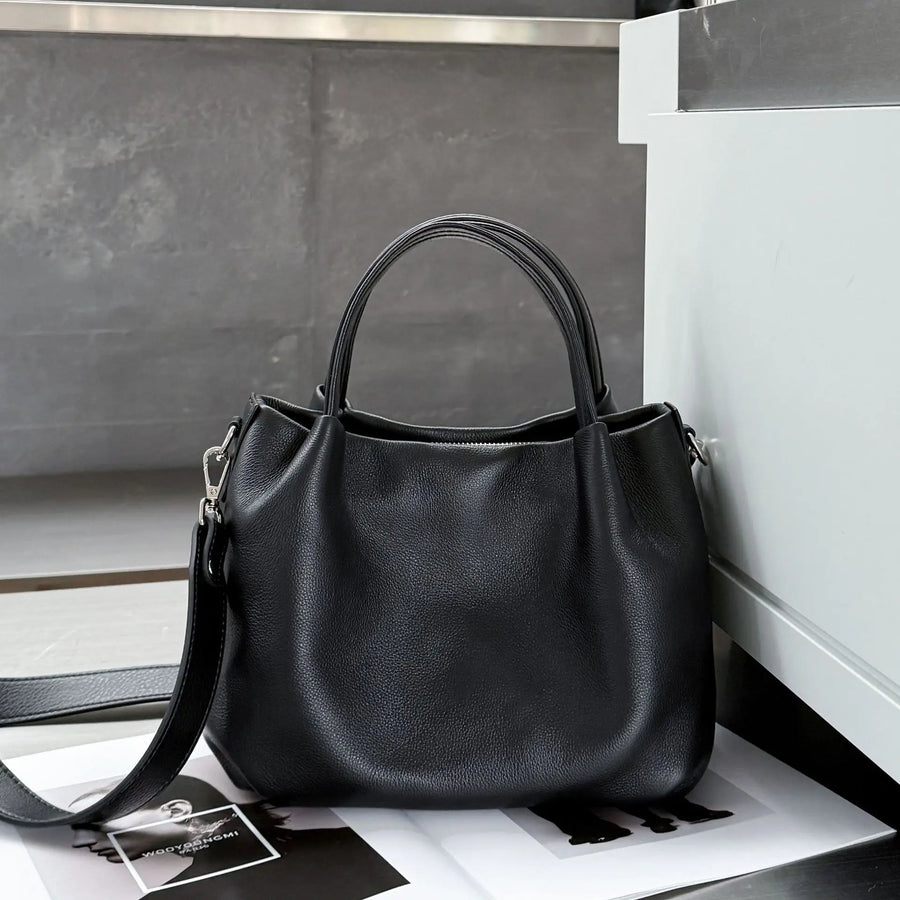 Bolsa Bucket Feminina em Couro Legítimo para Ombro e Transversal