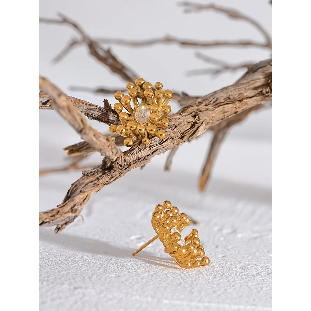 Brinco Flor Botânica com Zircônia