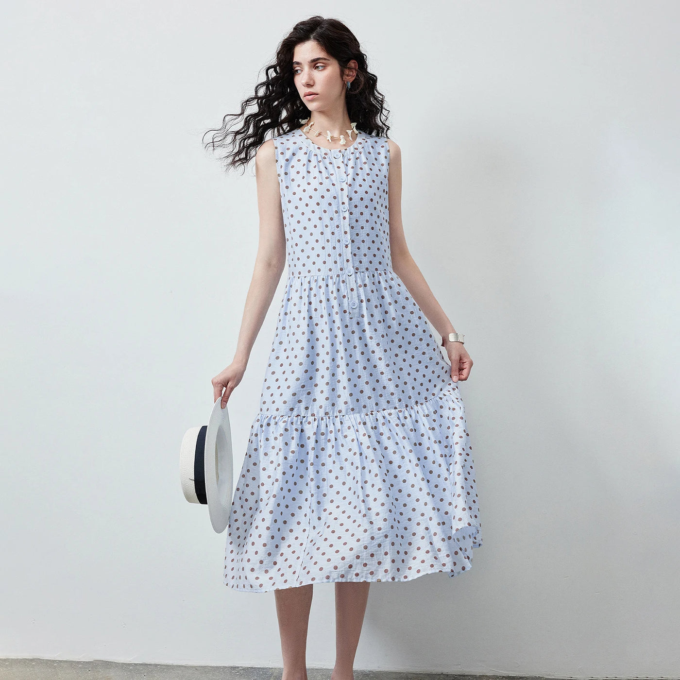 Vestido Midi de Liocel Poá com Saia em Camadas