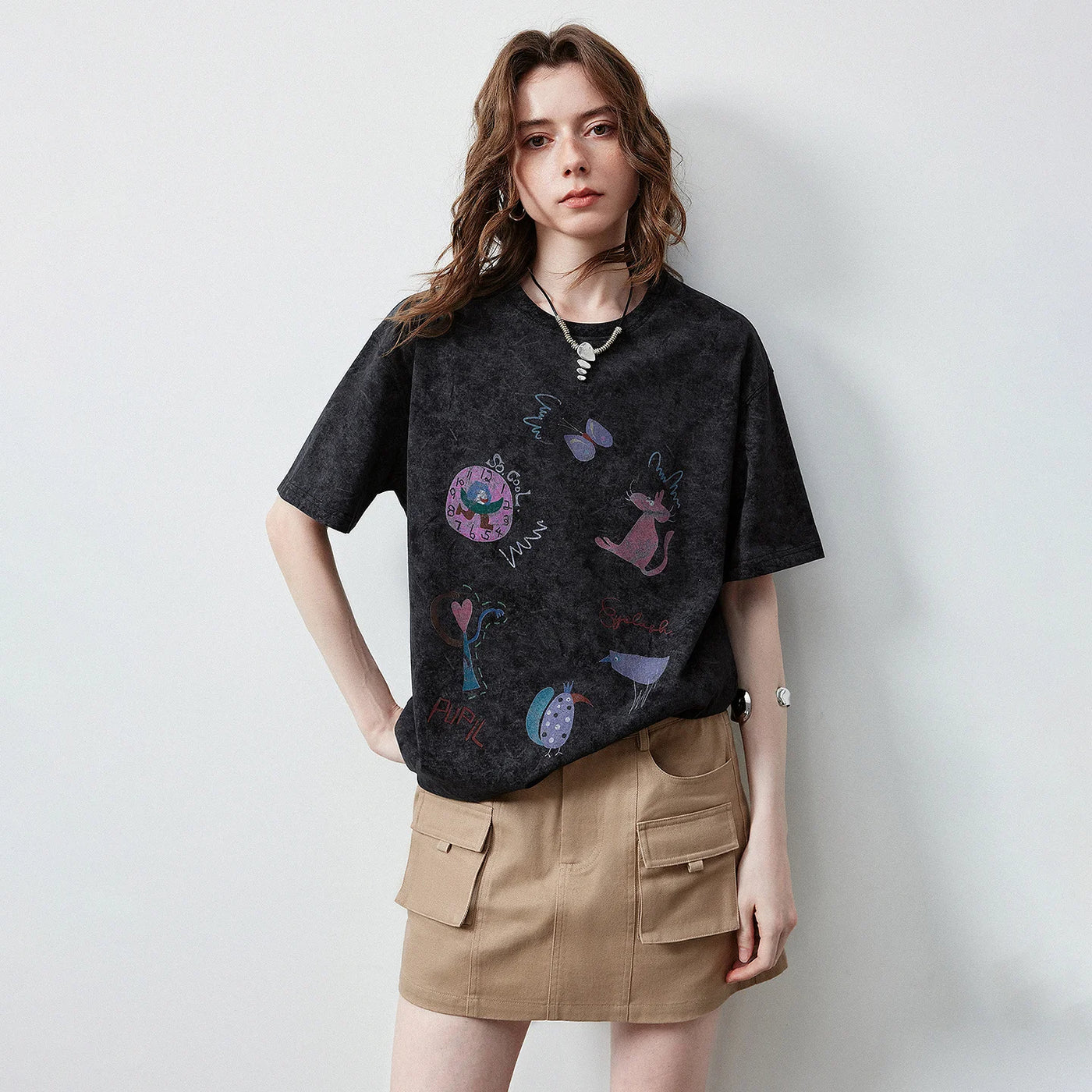 Camiseta Feminina de Algodão com Estampa Grafite Batik