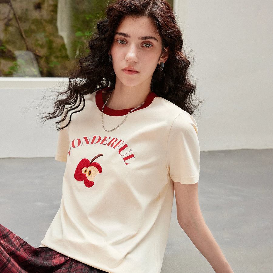 Camiseta Feminina Color Block de Liocel com Bordado Maçã