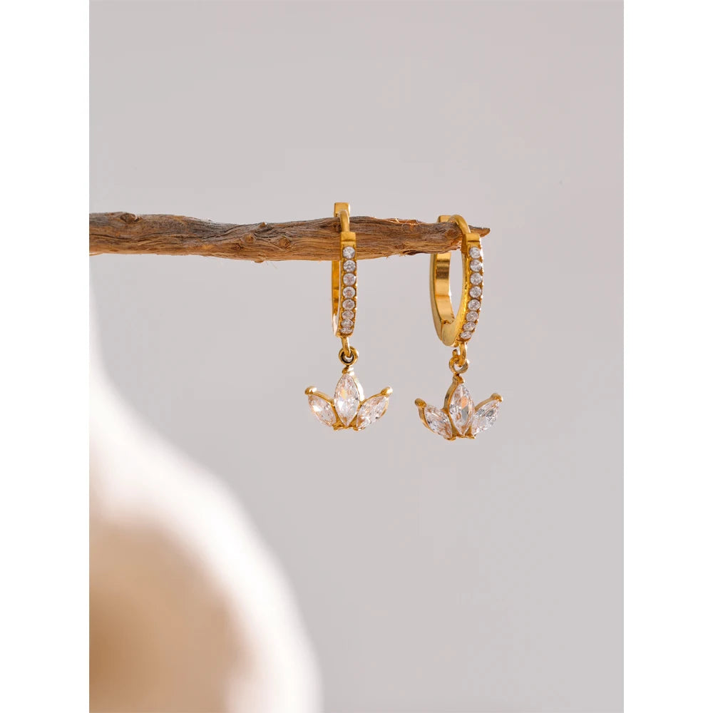Brinco de Argola Flor com Zircônia