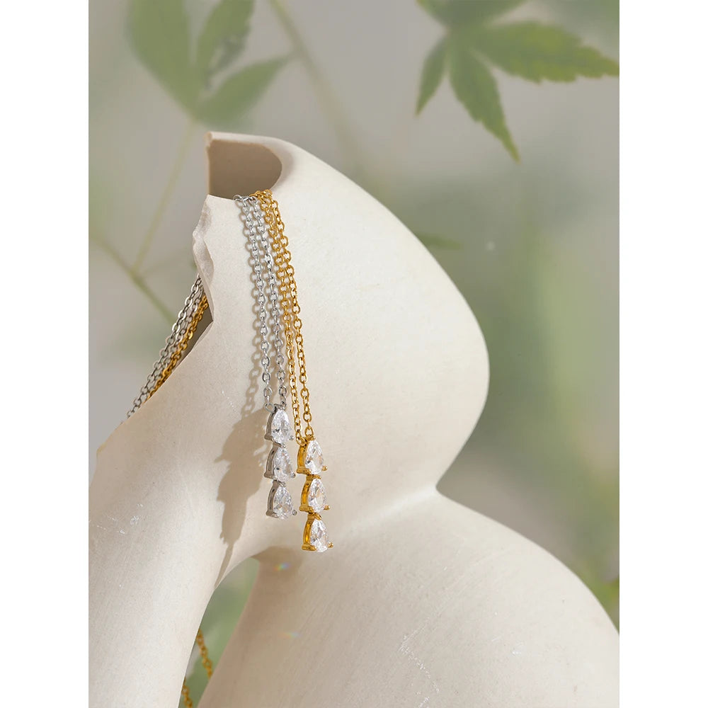 Colar Feminino Gota com Zircônia em Aço Inoxidável 2