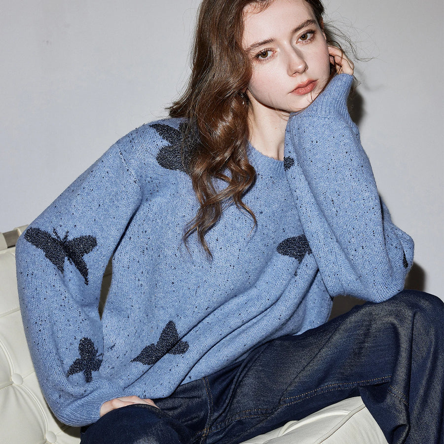 Suéter Feminino Assimétrico com Borboletas e Paetês