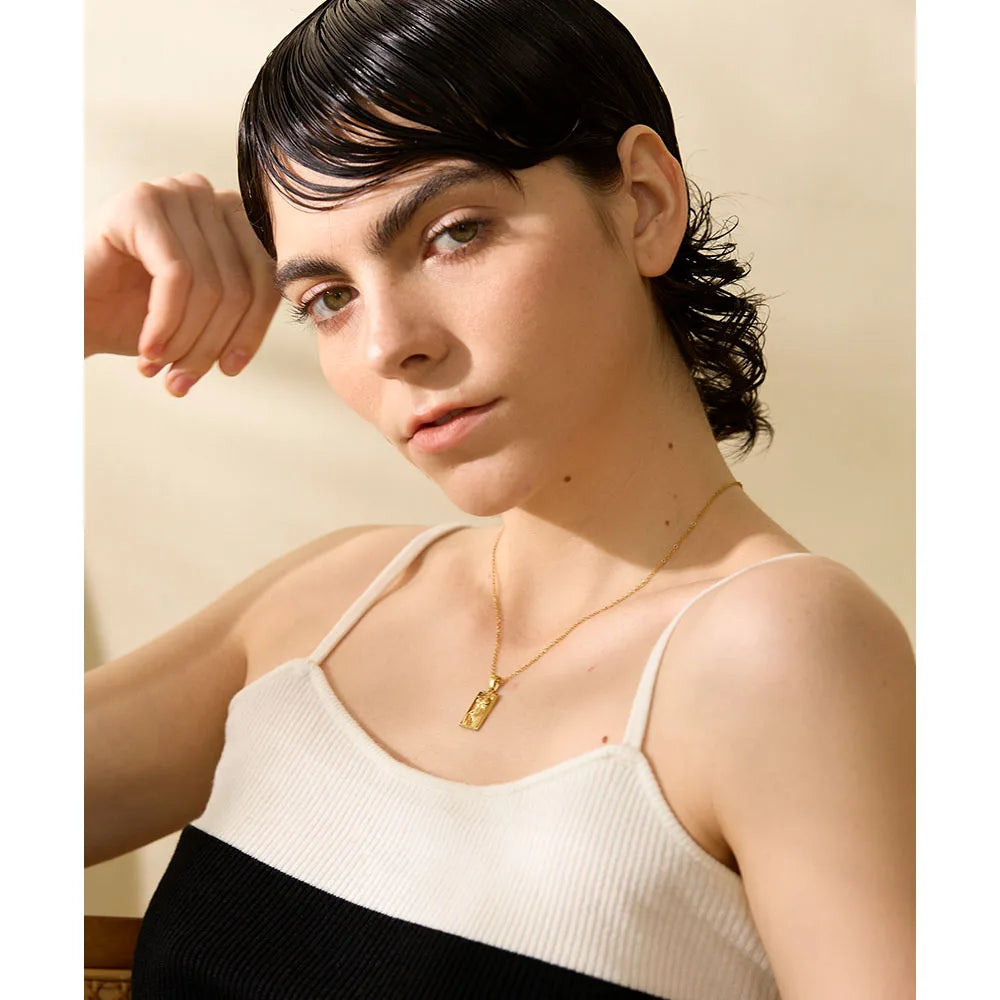 Colar Feminino Quadrado em Aço Inoxidável 2