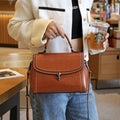 Bolsa Transversal Feminina Vintage de Couro Legítimo Café Minimalista Quadrada