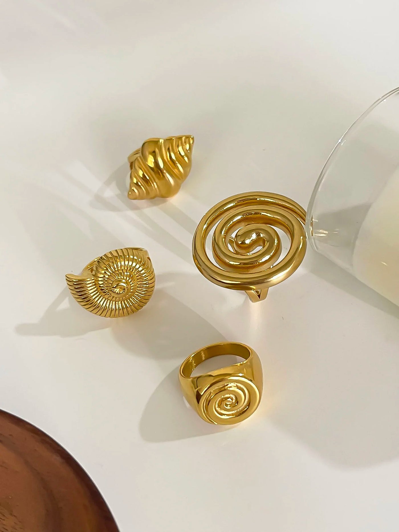 Anel Aberto Croissant e Concha com Banho Ouro 18K