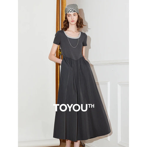 Vestido Longo Bicolor Efeito Duas Peças com Cintura Marcada