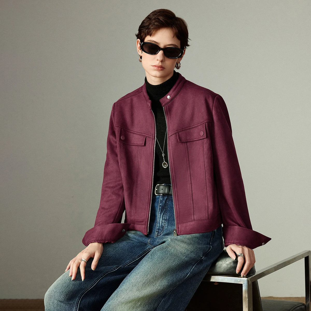 Jaqueta Feminina de Suede Azul Claro com Gola Alta
