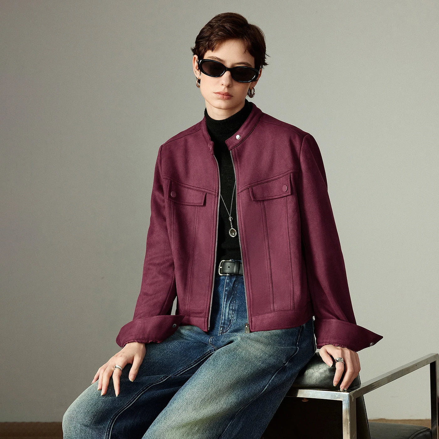 Jaqueta Feminina de Suede Azul Claro com Gola Alta
