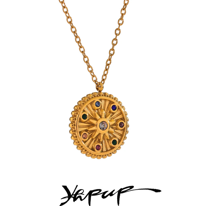 Colar Feminino Estrela com Zircônias Coloridas em Aço Inoxidável