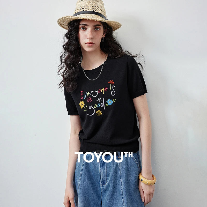 Blusa Feminina de Tricô com Bordado Floral e Letras