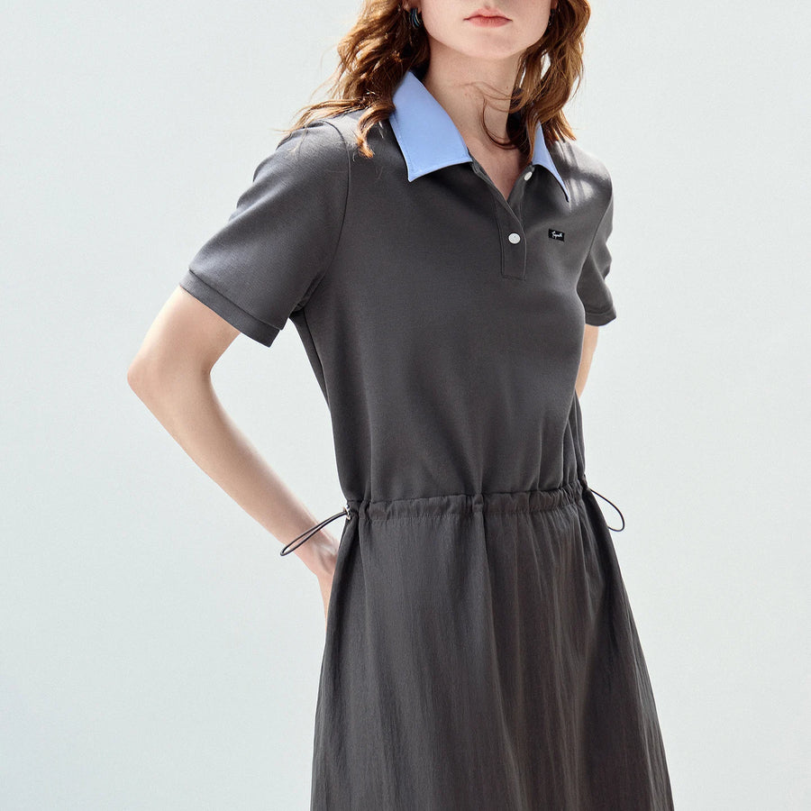 Vestido Polo Curto Bicolor com Ajuste por Cordão