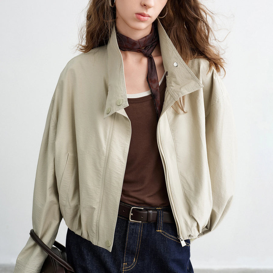 Jaqueta Feminina Cropped de Algodão com Gola Alta