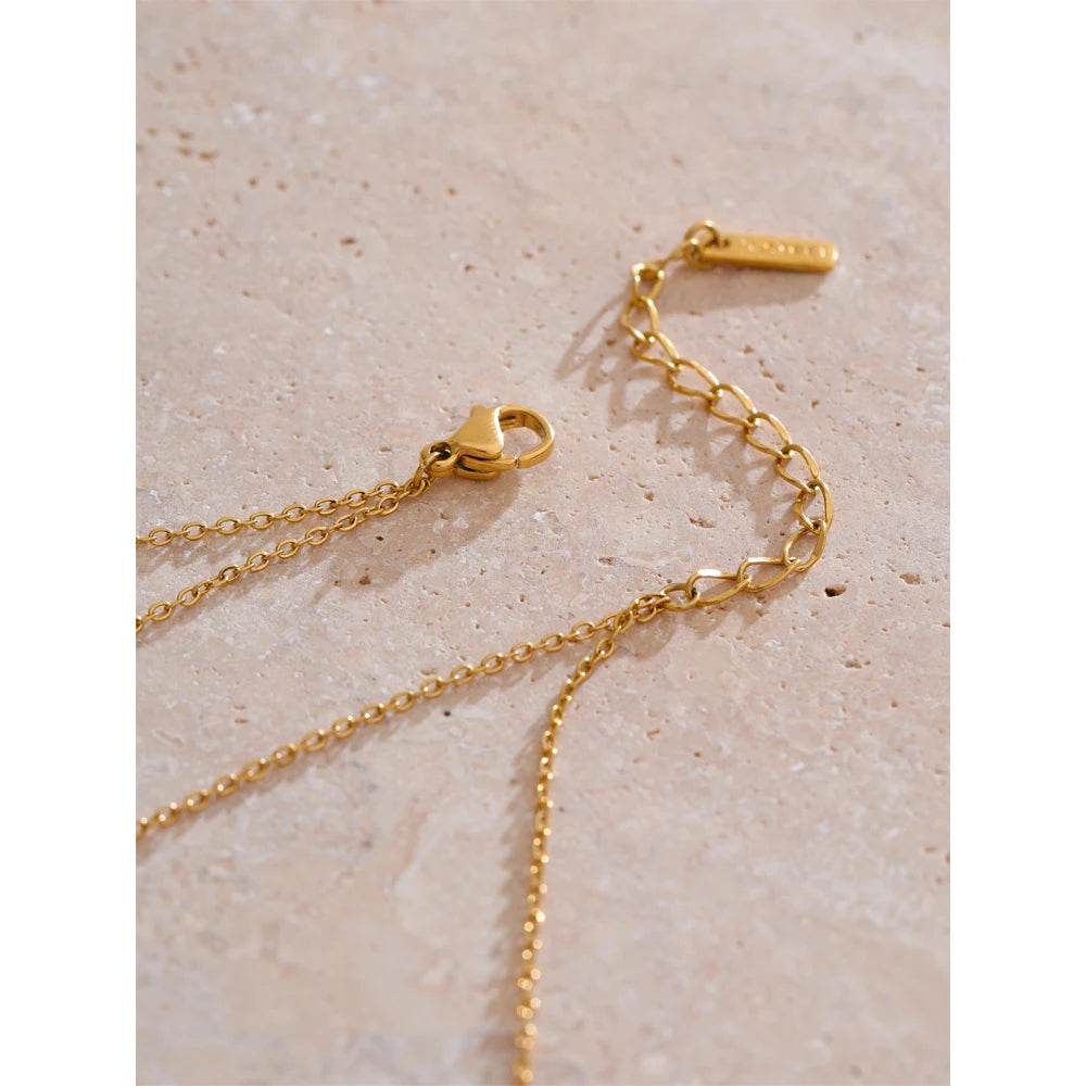 Pingente Gota em Colar de Duas Camadas com Zircônia