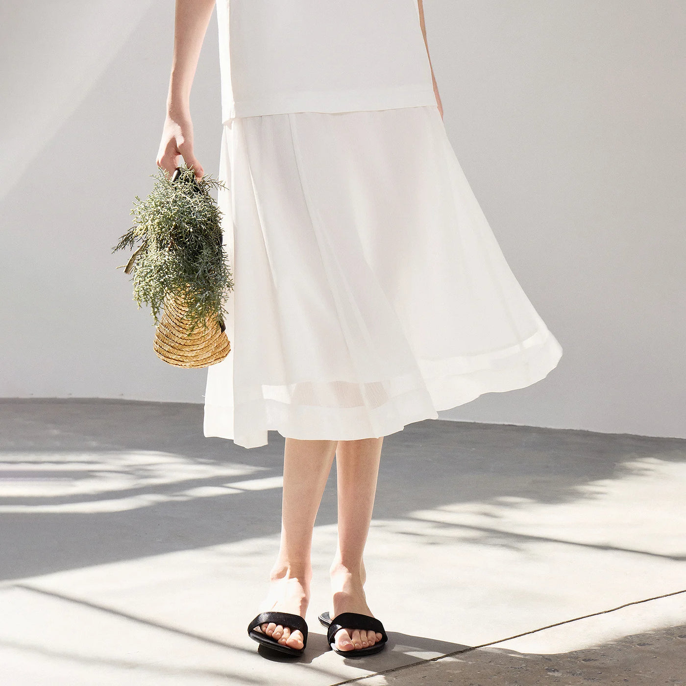 Vestido Midi de Chiffon Bicolor Efeito Duas Peças