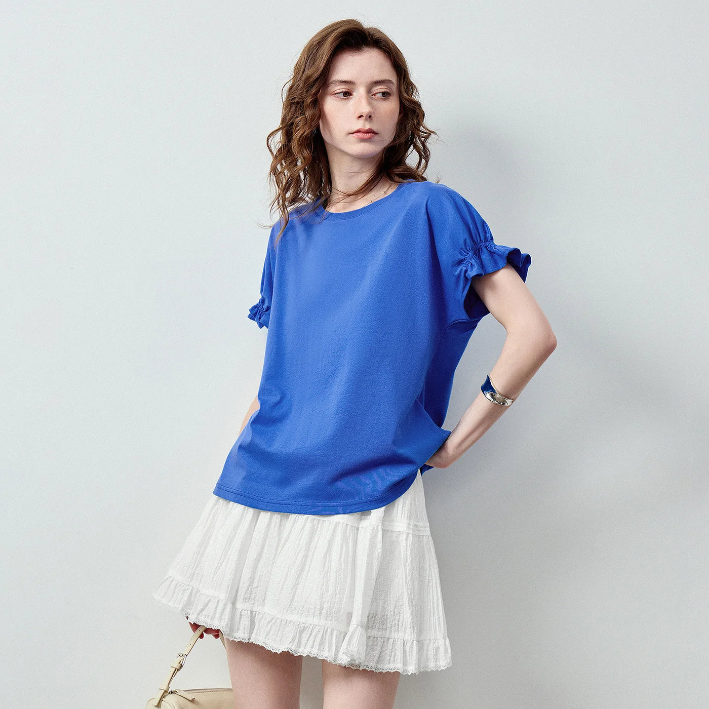 Camiseta Feminina de Algodão com Mangas Babado