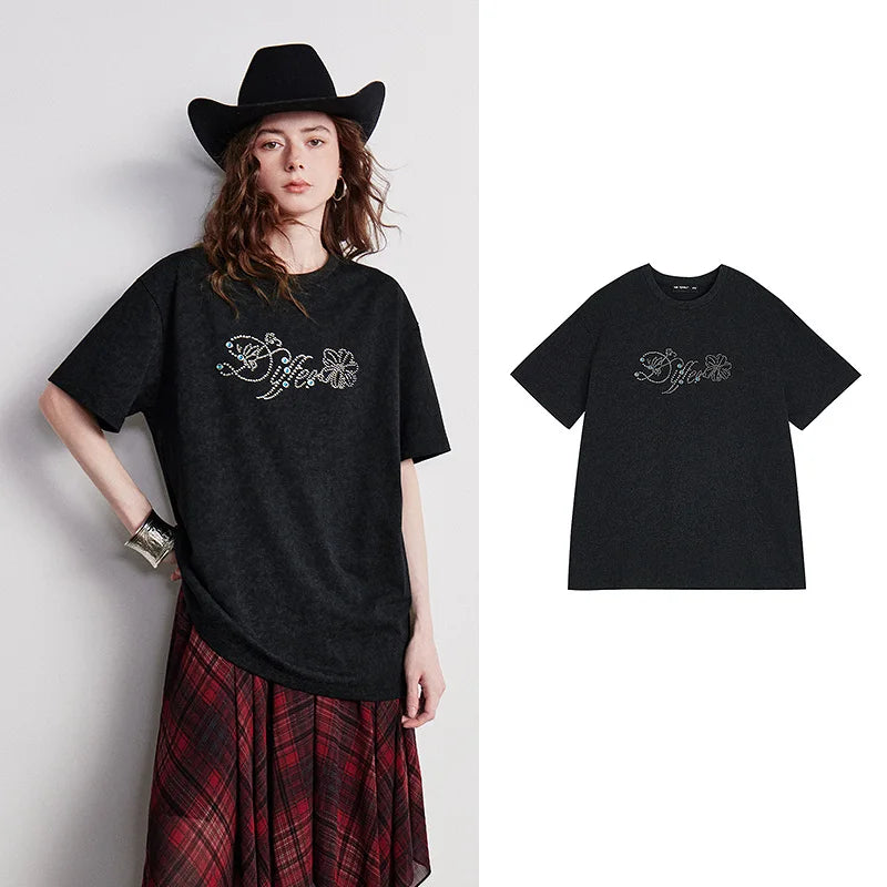 Camiseta Feminina de Algodão com Strass e Efeito Batik