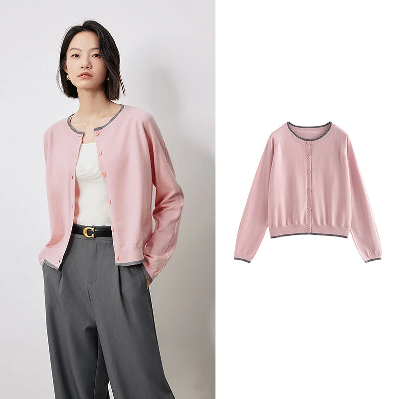 Cardigan Bicolor com Gola Redonda e Botões