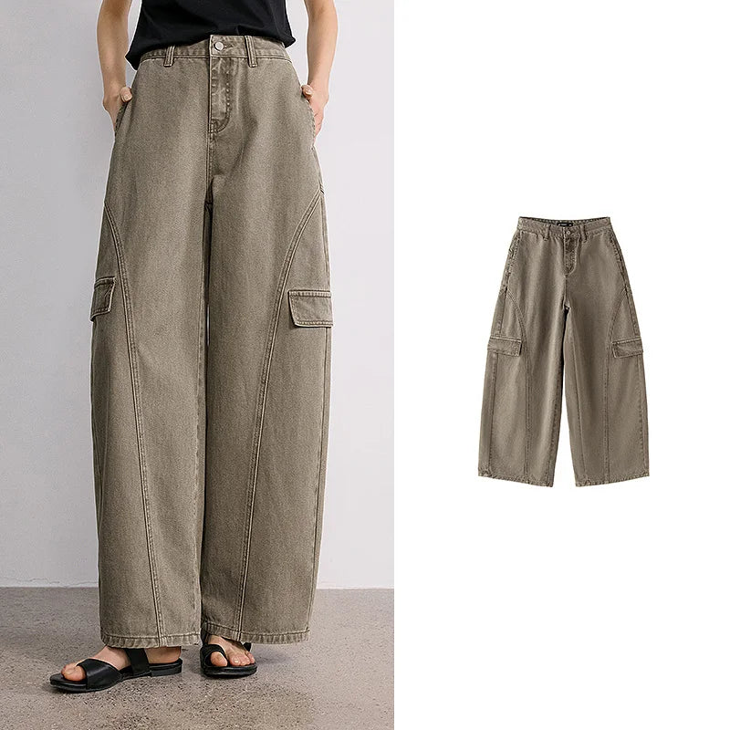 Calça Jeans Feminina Barrel com Recortes