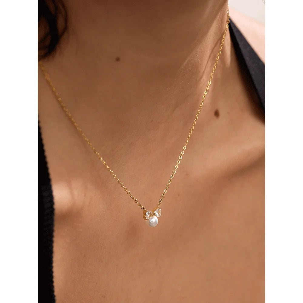Colar Feminino Gota com Pérola em Aço Inoxidável 17