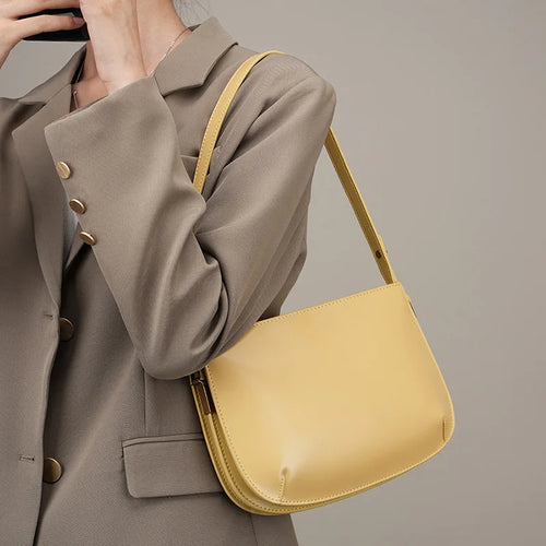 Bolsa Feminina Vermelha em Couro Legítimo Minimalista para Ombro